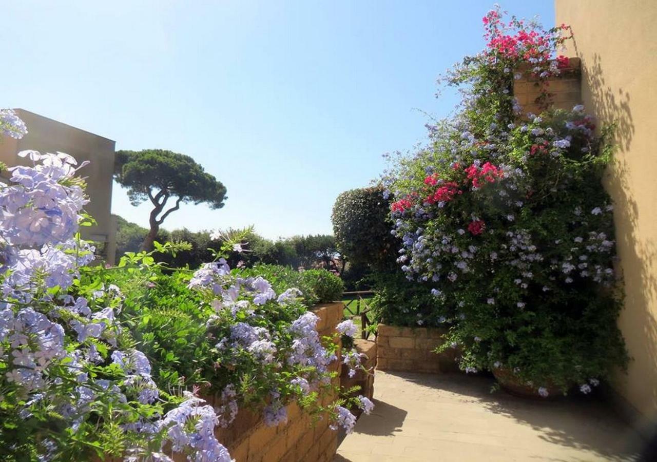 Appartamenti Boboli Punta Ala Buitenkant foto