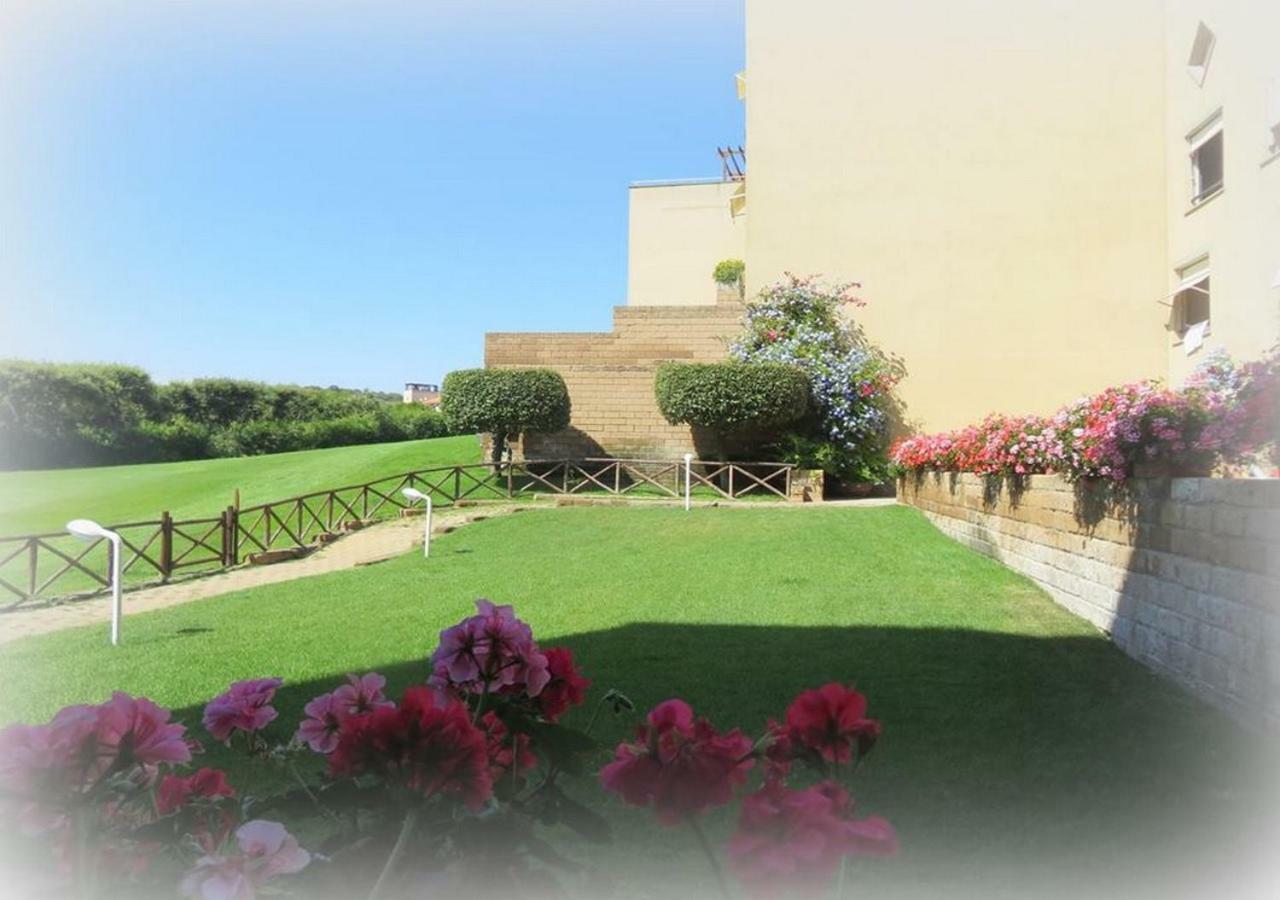 Appartamenti Boboli Punta Ala Buitenkant foto